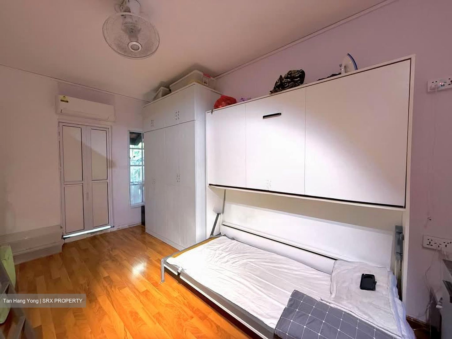 Jalan Chempaka Kuning (D16), Terrace #566470601